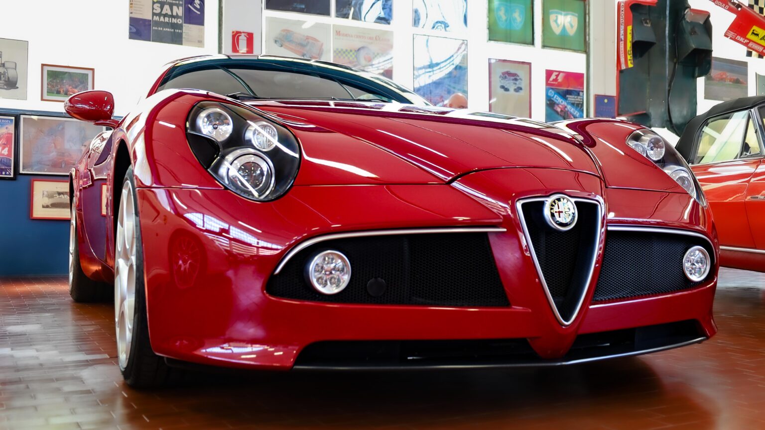Alfa Romeo 8C Competizione