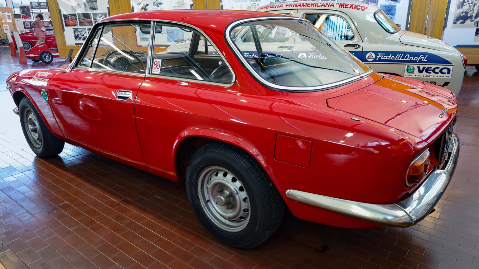Alfa Romeo GT 1300 Junior