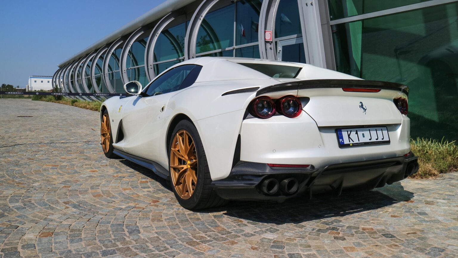 Ferrari 812 GTS