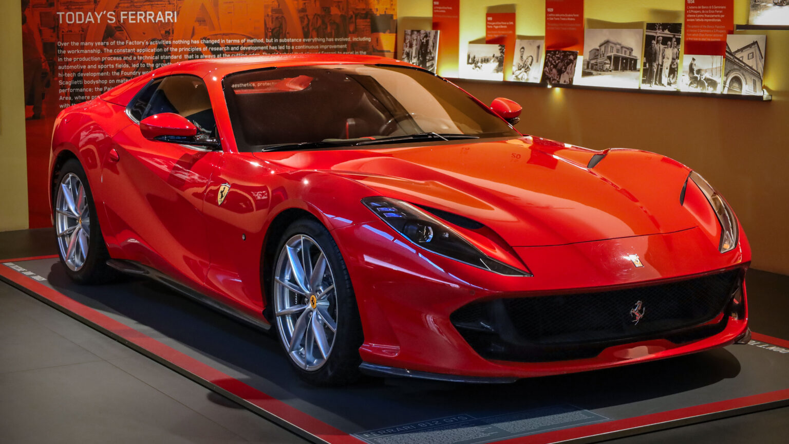 Ferrari 812 Superfast 