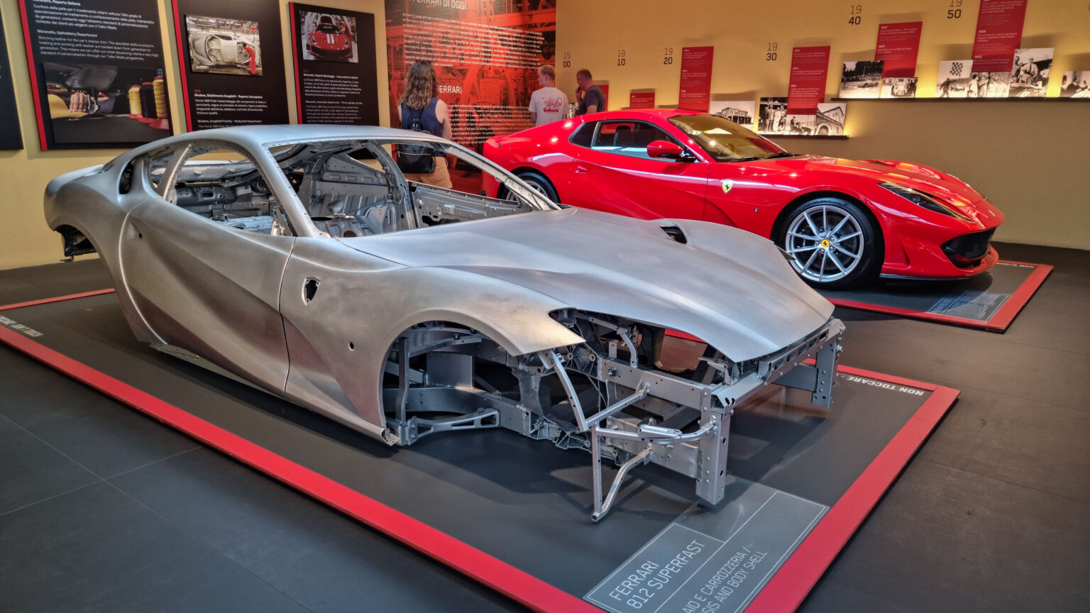 Ferrari 812 Superfast body