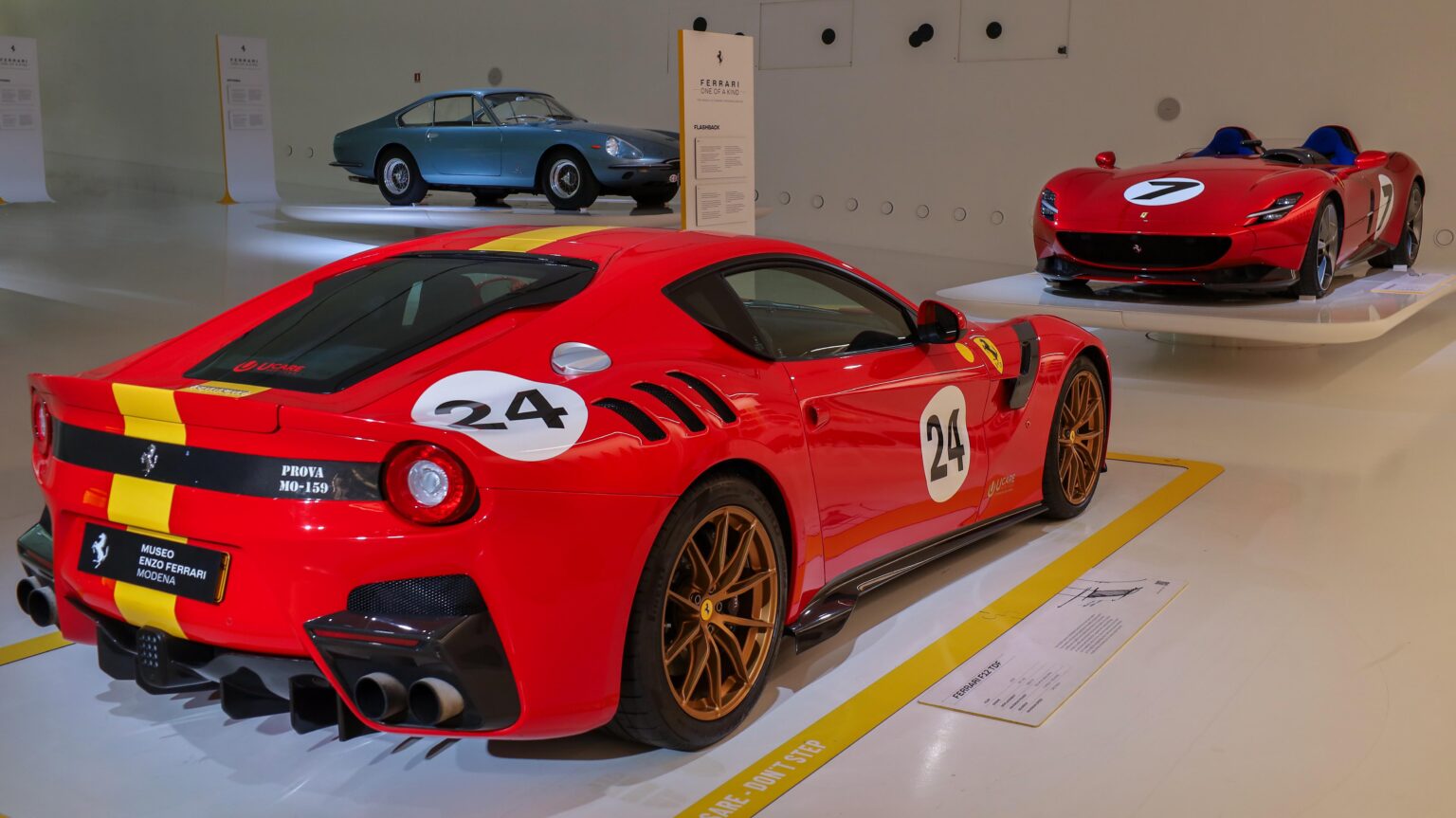 Ferrari F12tdf 