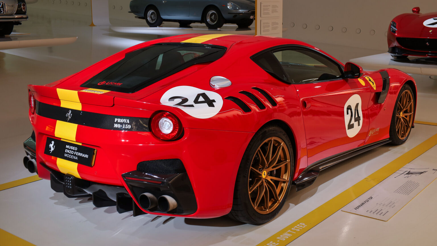 Ferrari F12tdf 