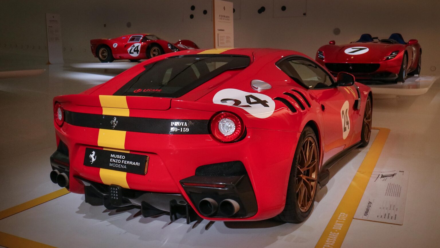 Ferrari F12tdf 