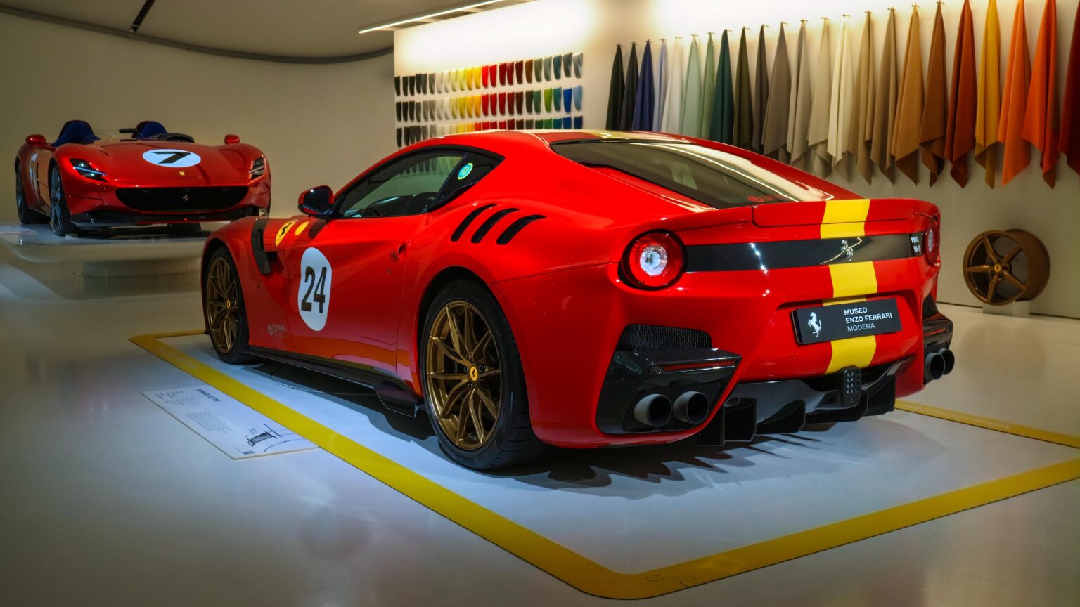 Ferrari F12tdf 