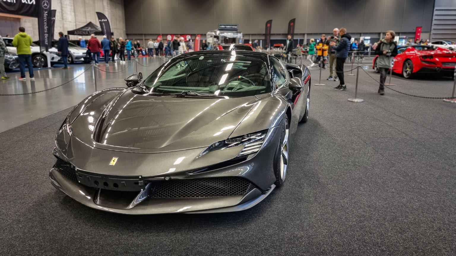 Ferrari SF90