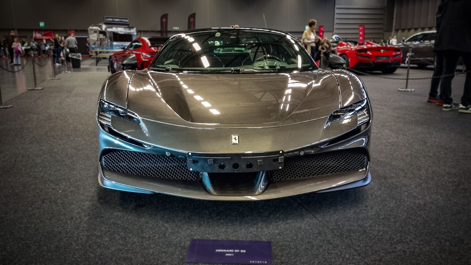 Ferrari SF90