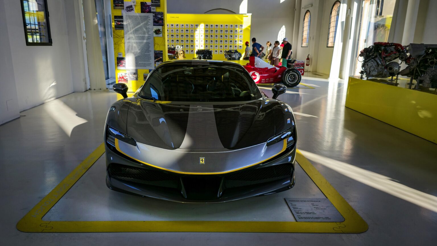 Ferrari SF90 Stradale