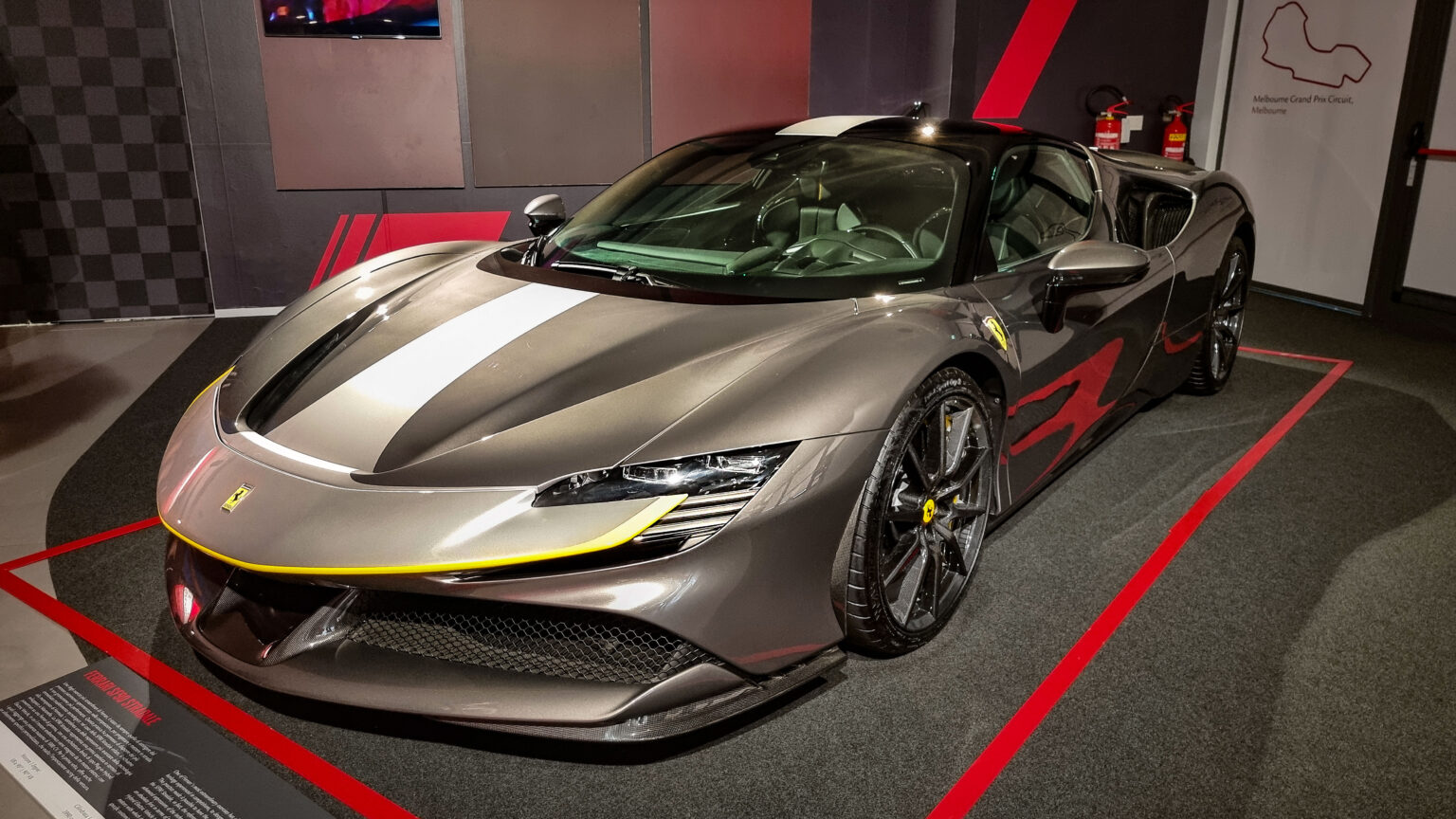 Ferrari SF90