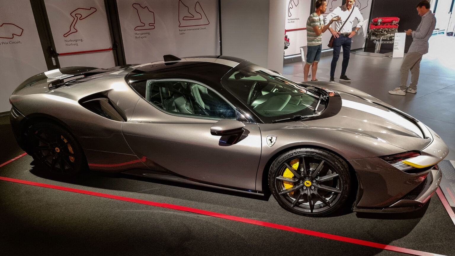 Ferrari SF90