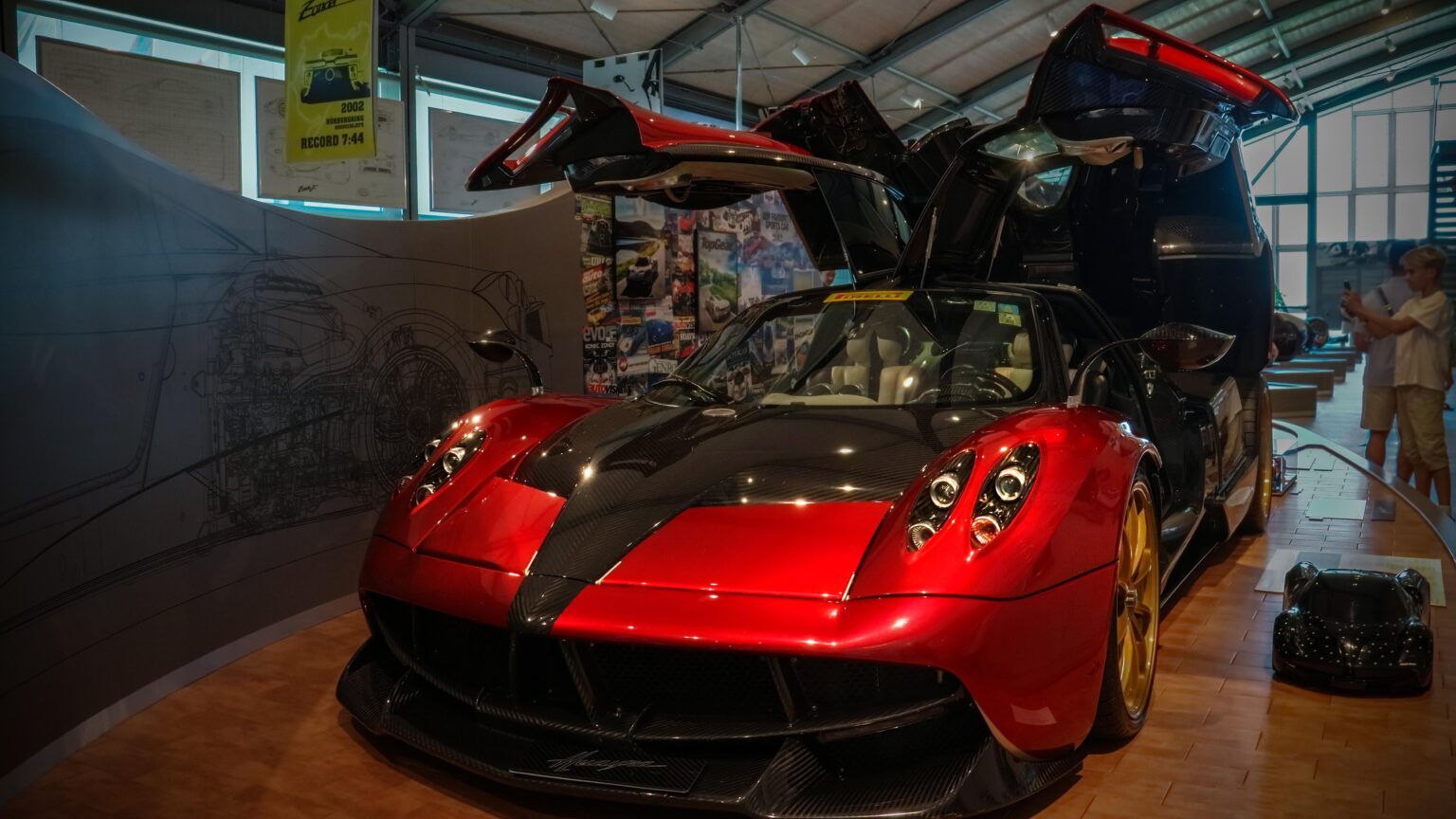 Pagani Huayra 