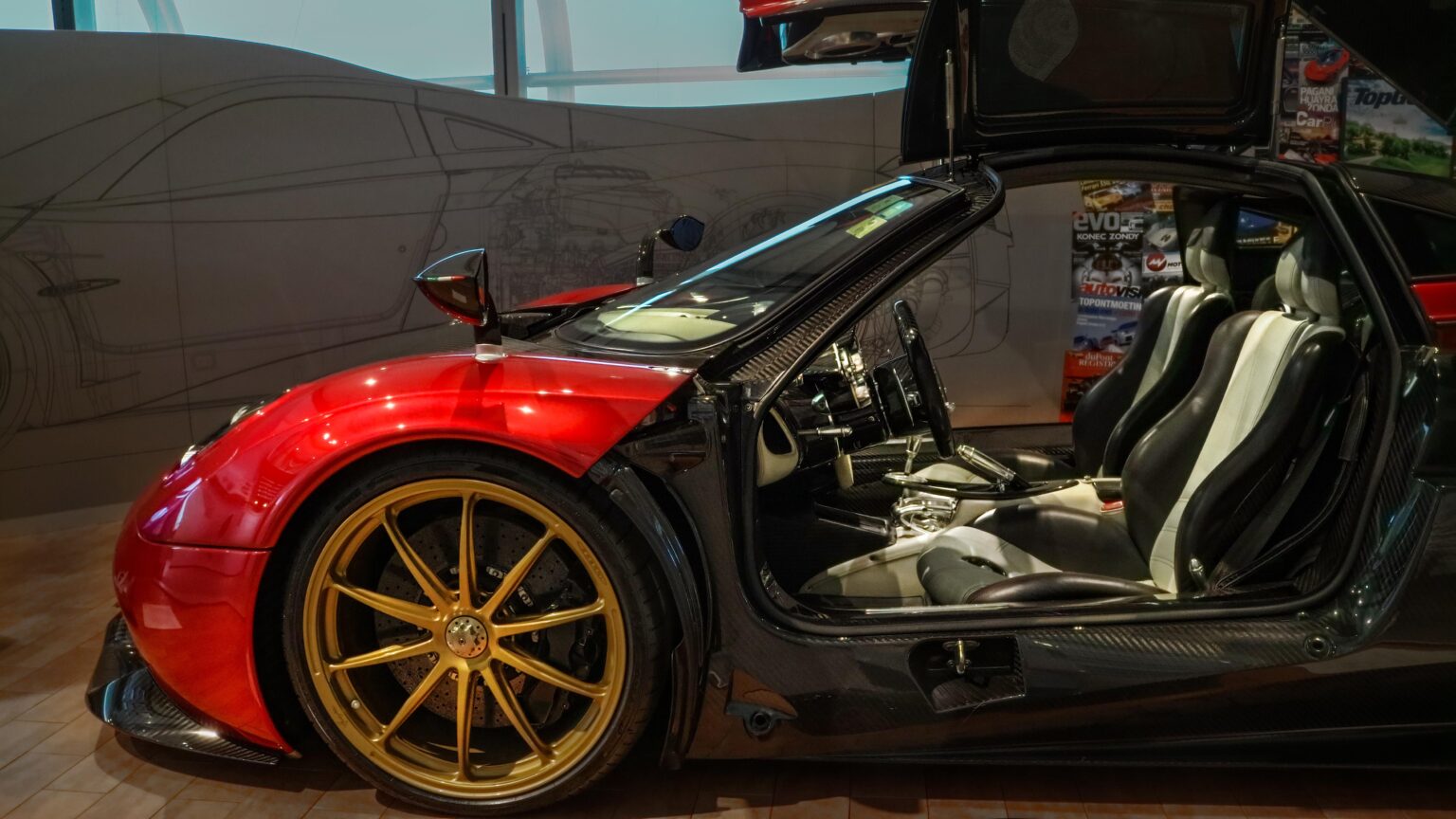 Pagani Huayra 