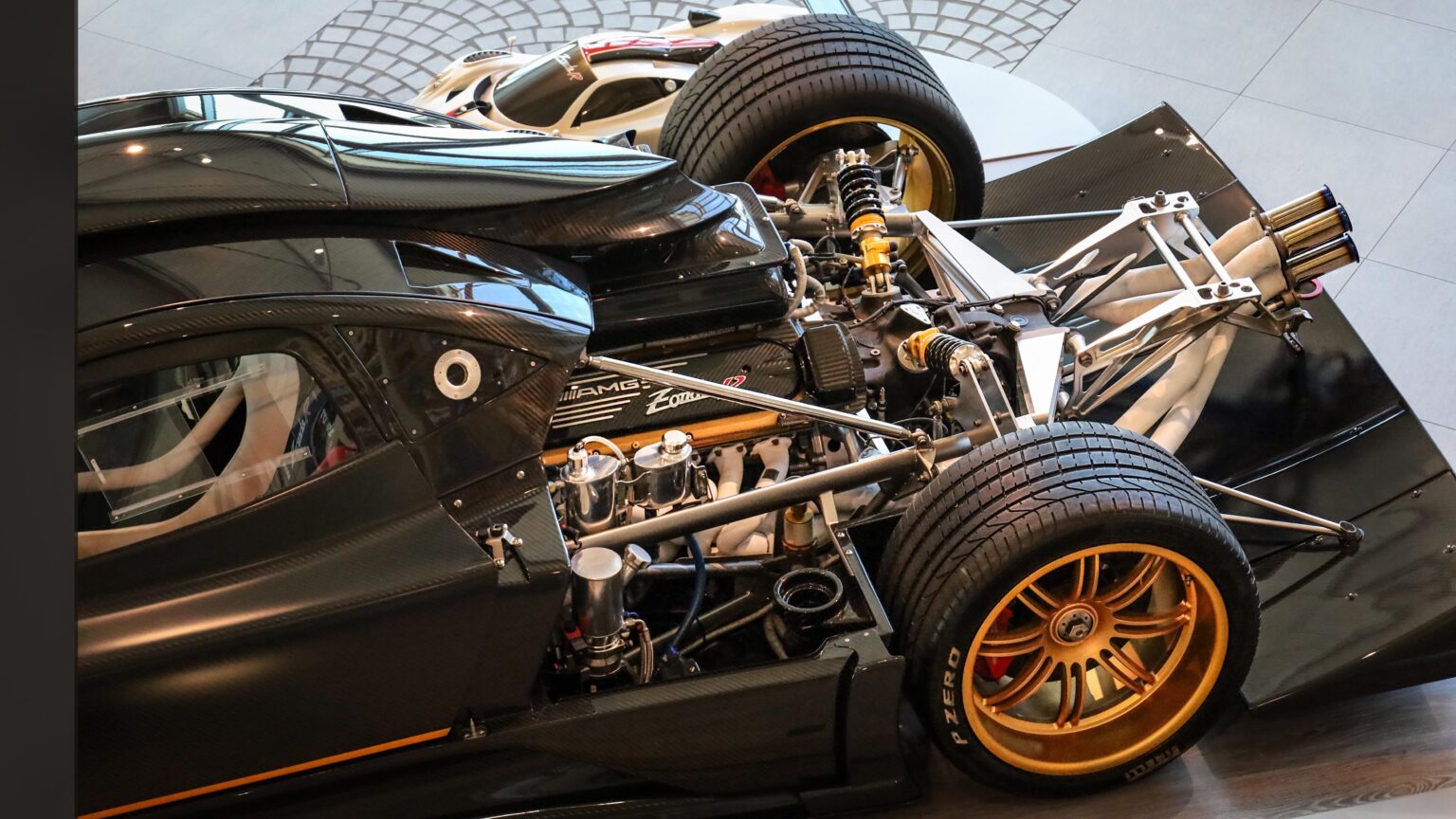 Pagani Zonda R