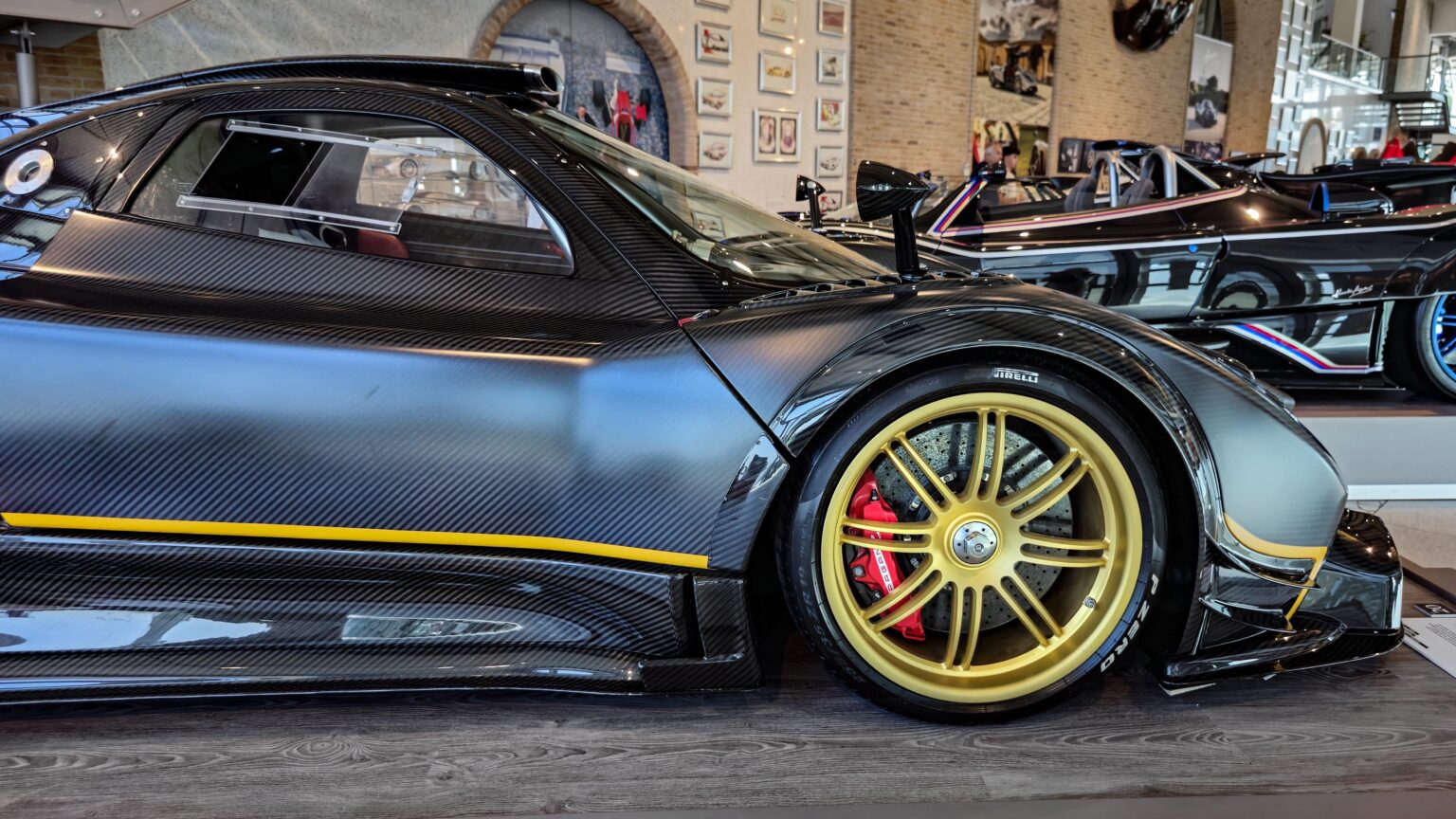 Pagani Zonda R