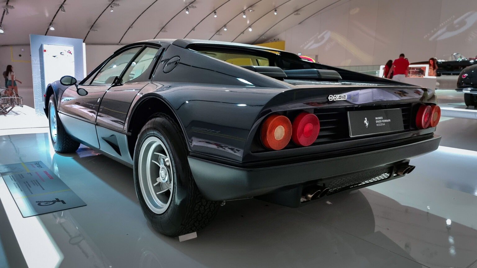 Ferrari BB 512