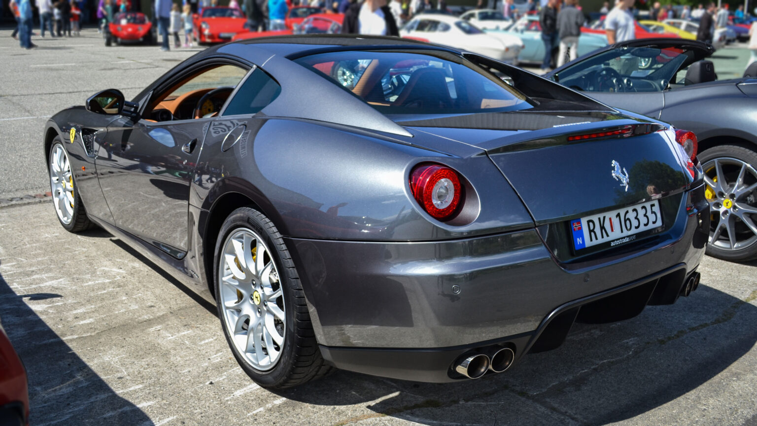 Ferrari 599