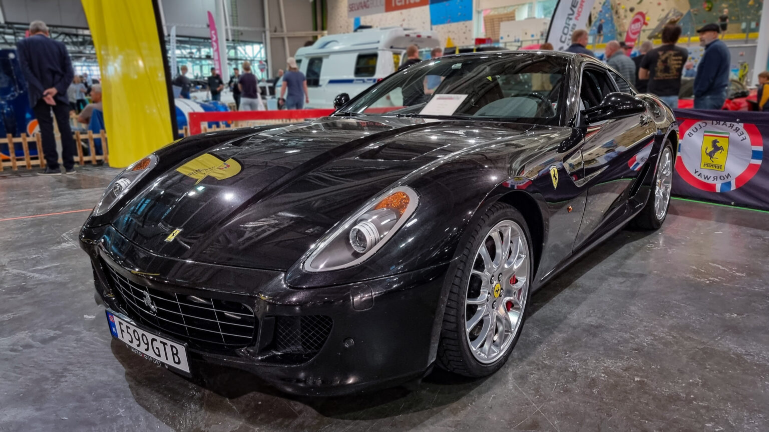 Ferrari 599 