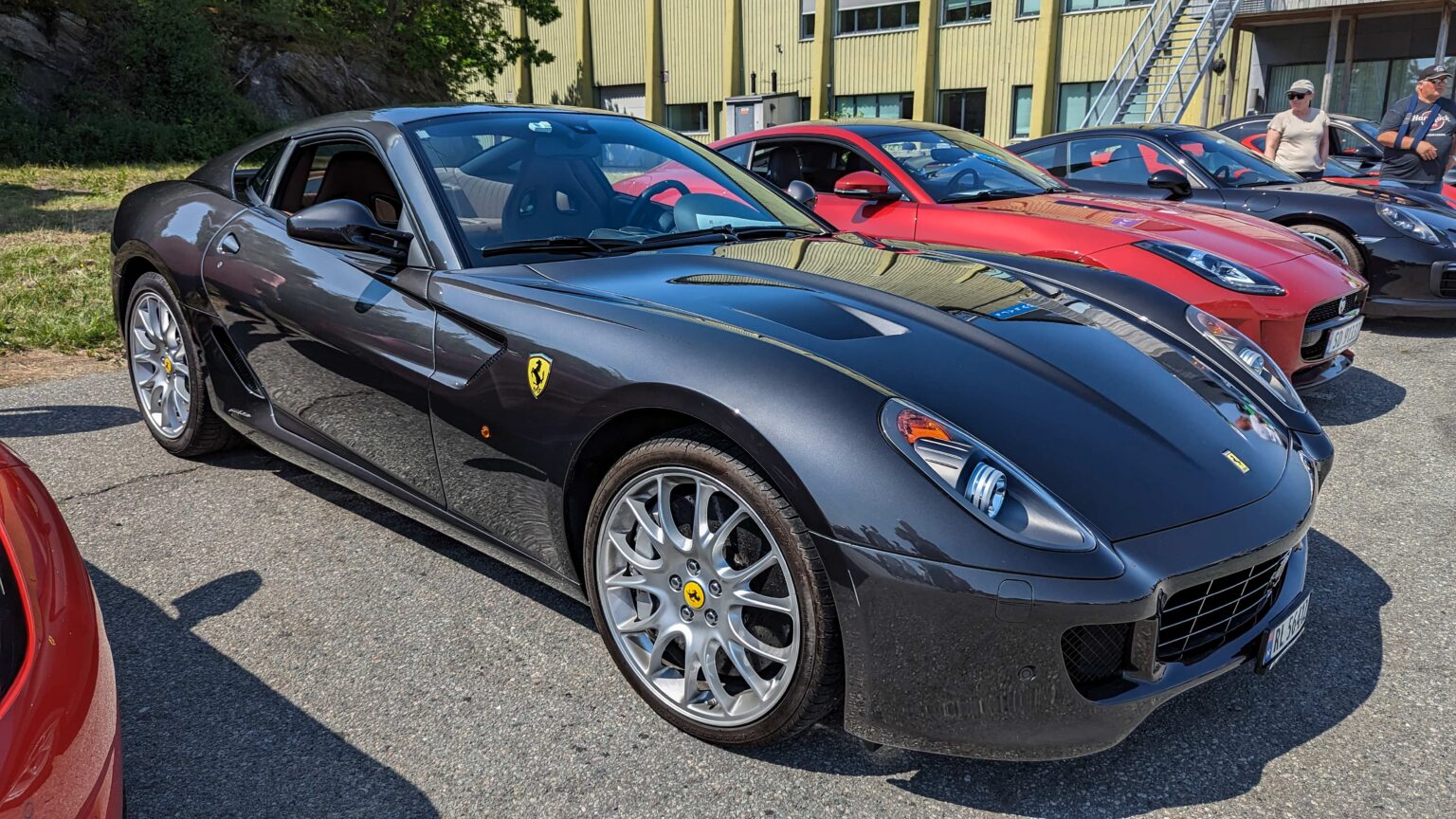 Ferrari 599 