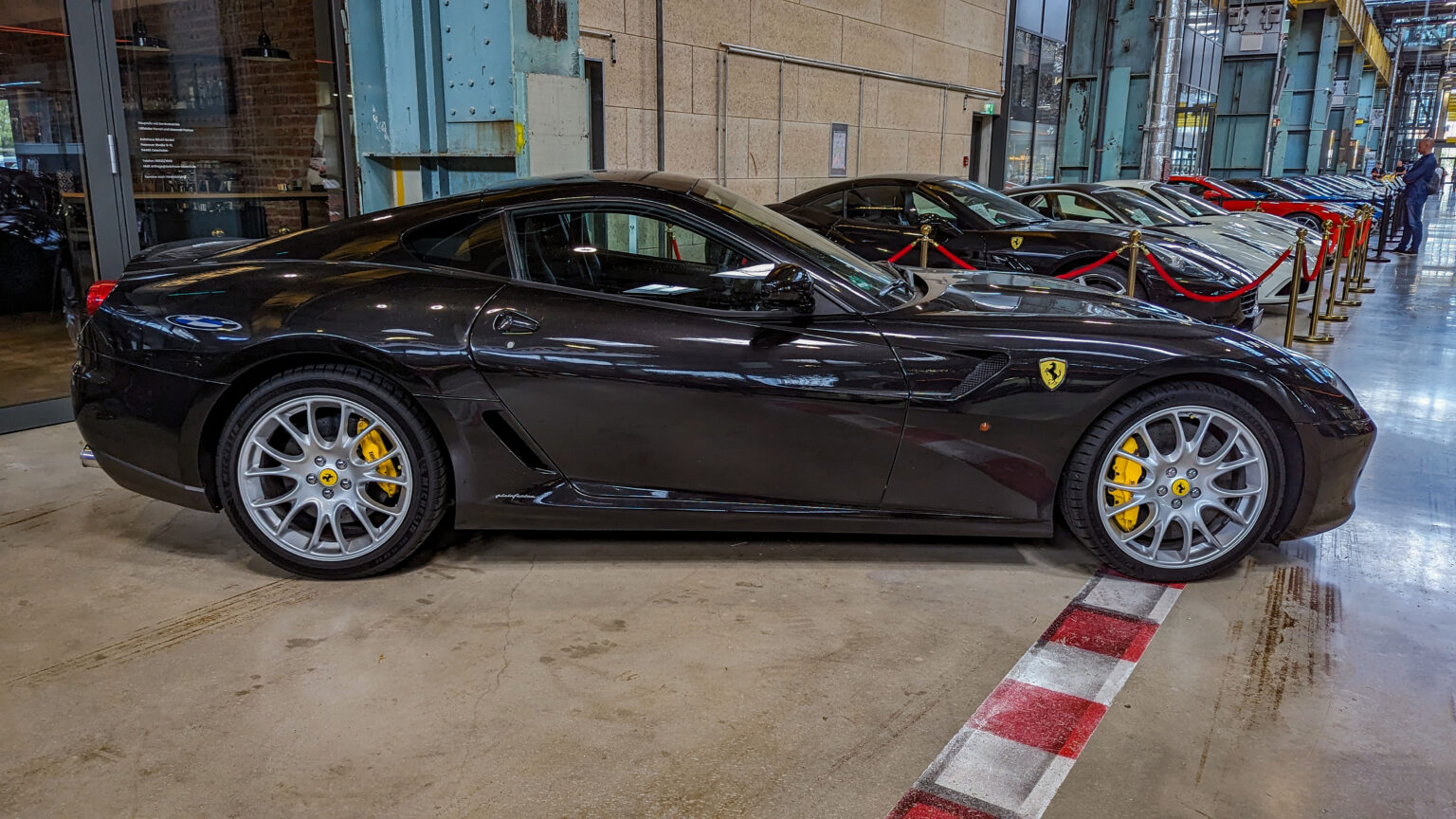 Ferrari 599 