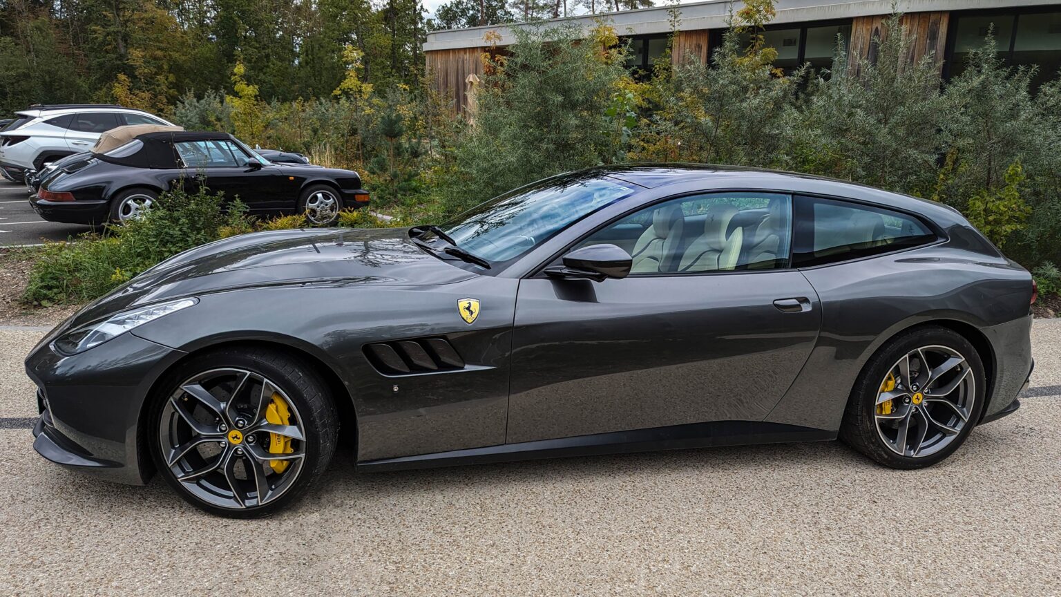 Ferrari GTC4Lusso