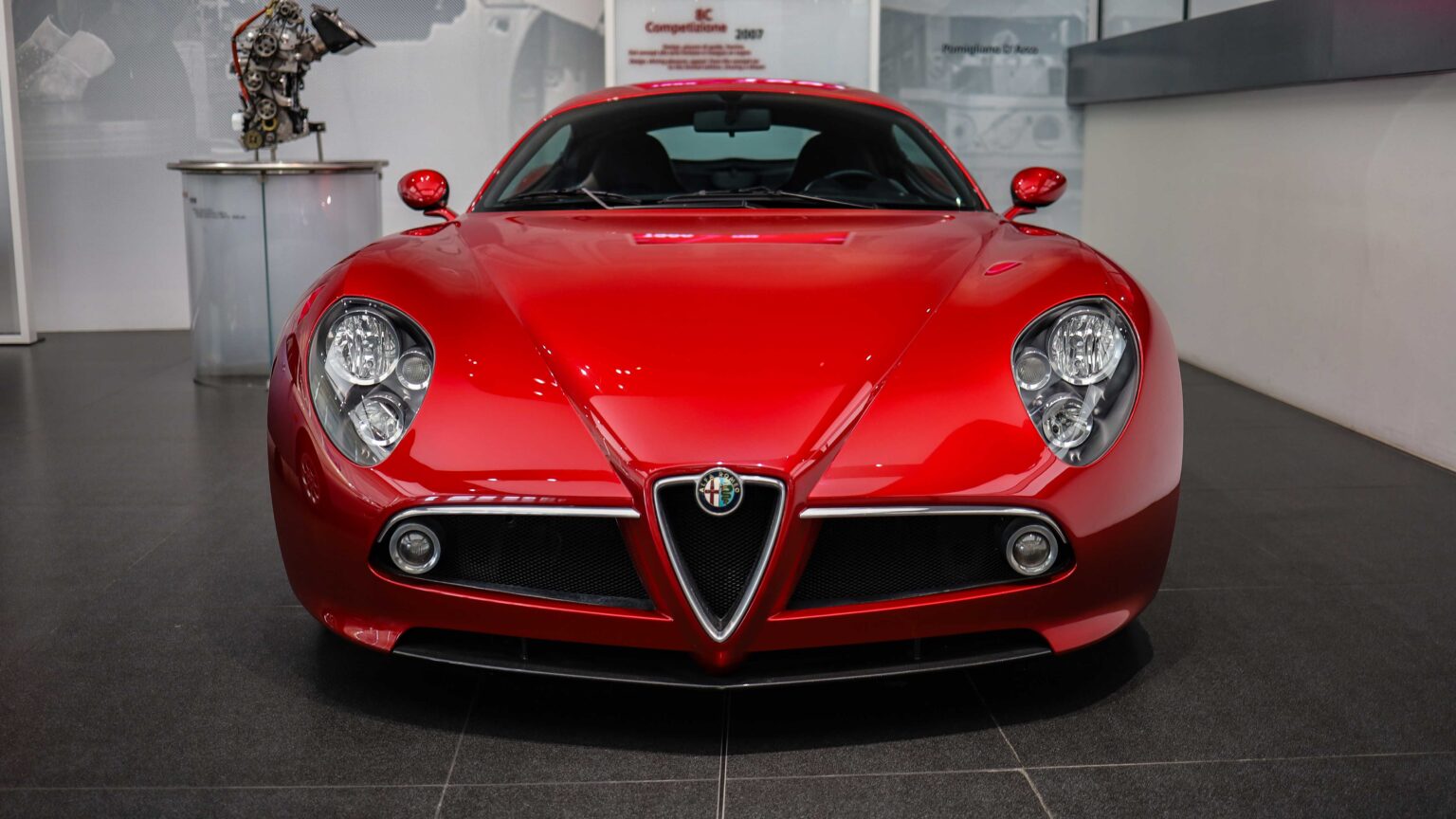 Alfa-Romeo-8C-Competizione-2007