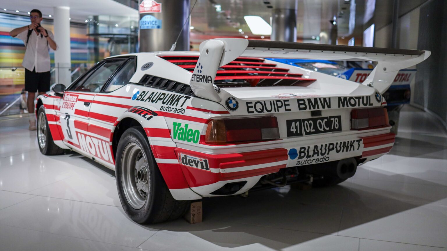 BMW-M1-racecar