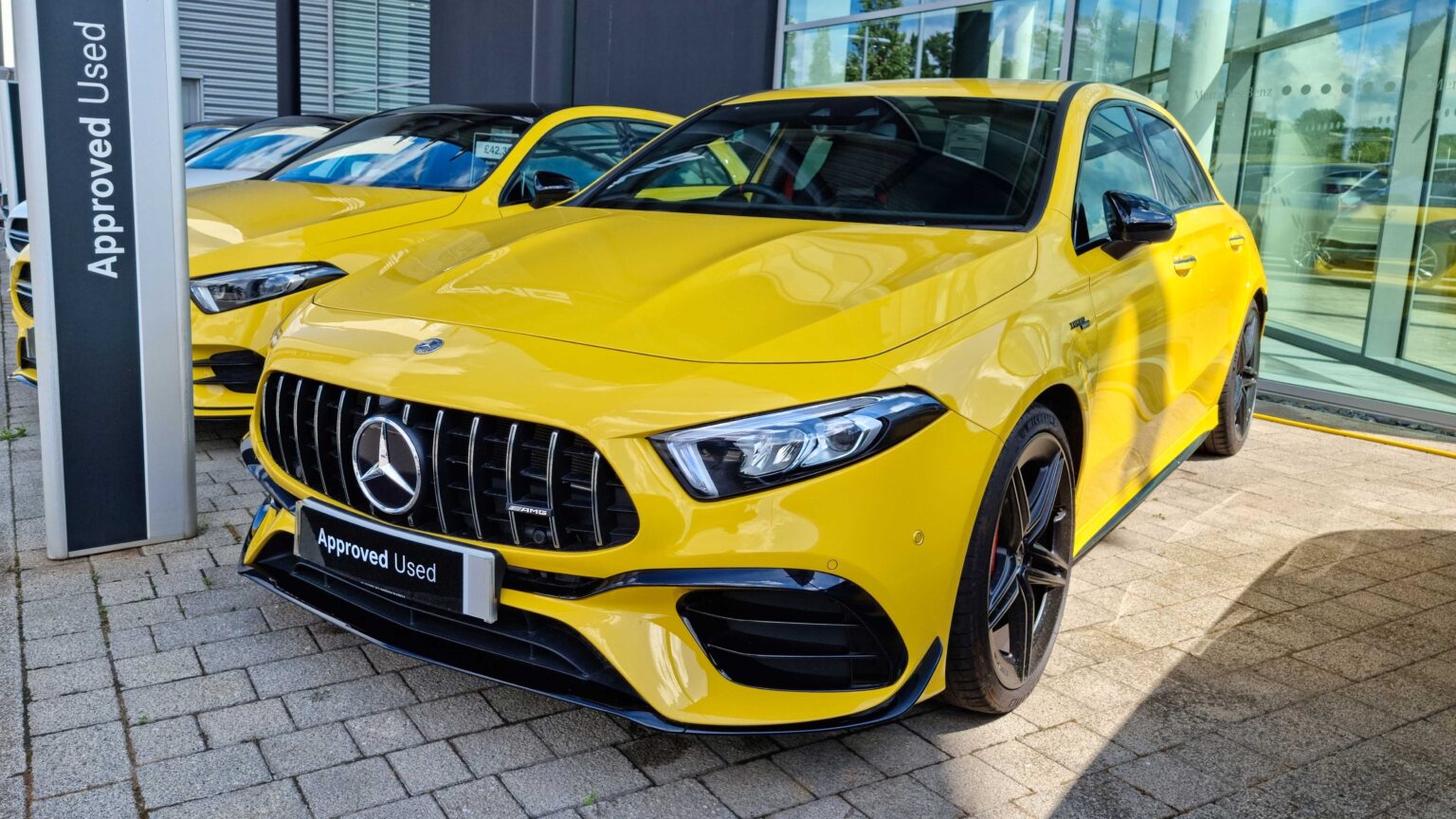 Mercedes-Benz-A-45-AMG-yellow