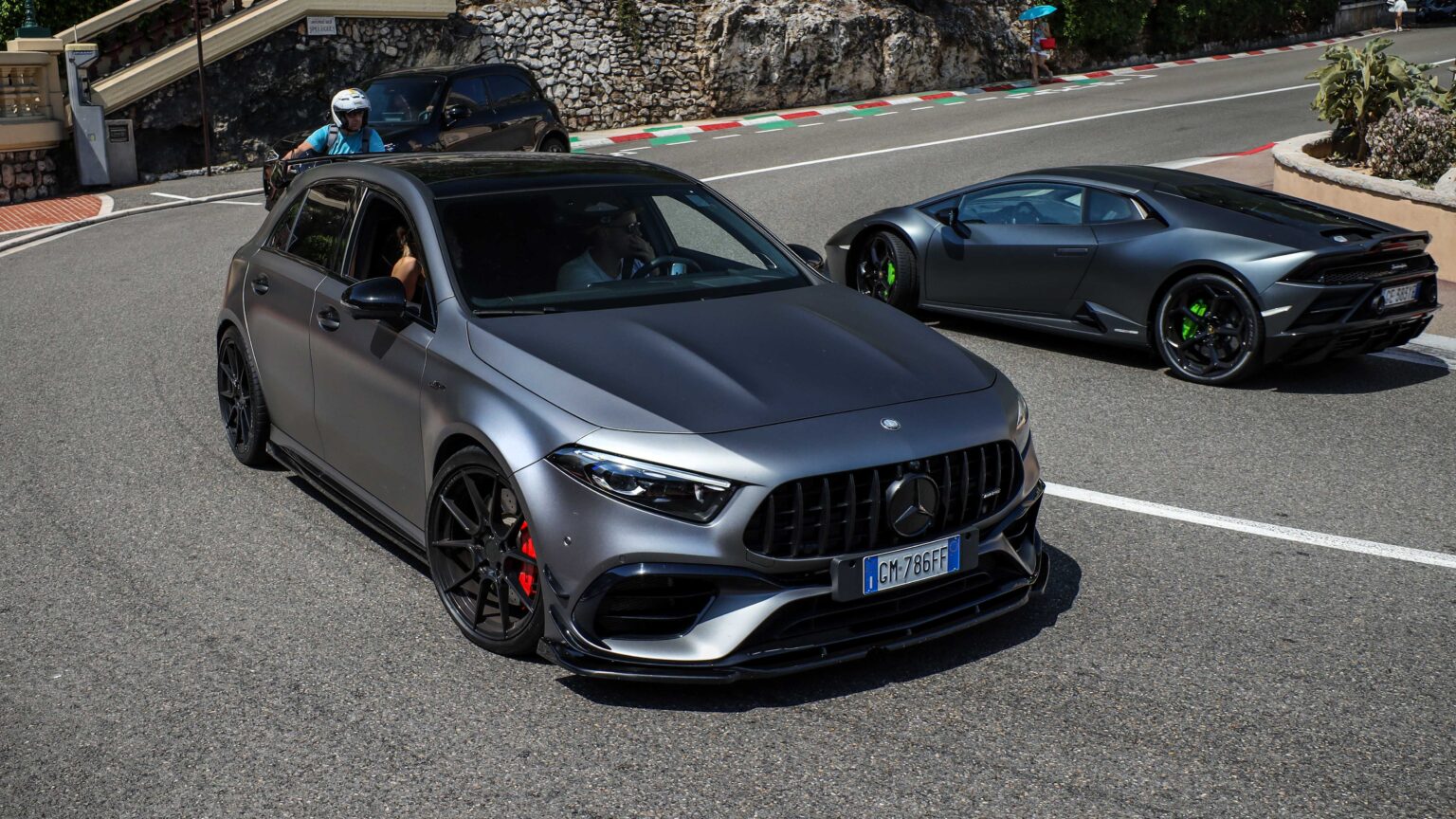 Mercedes-Benz-A45-AMG-and-Lambo