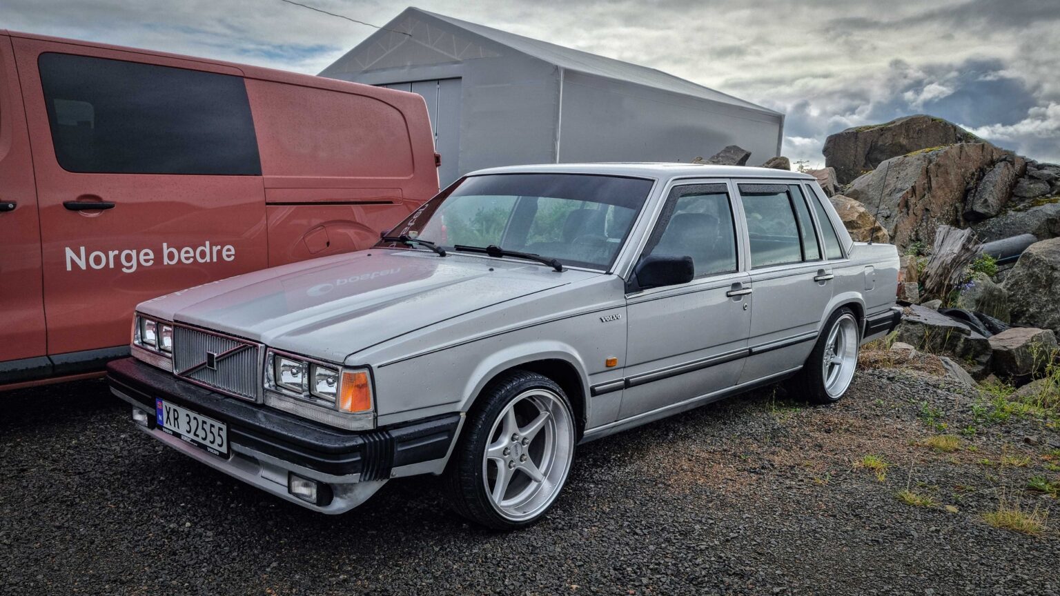 Volvo-740-GLE-1988