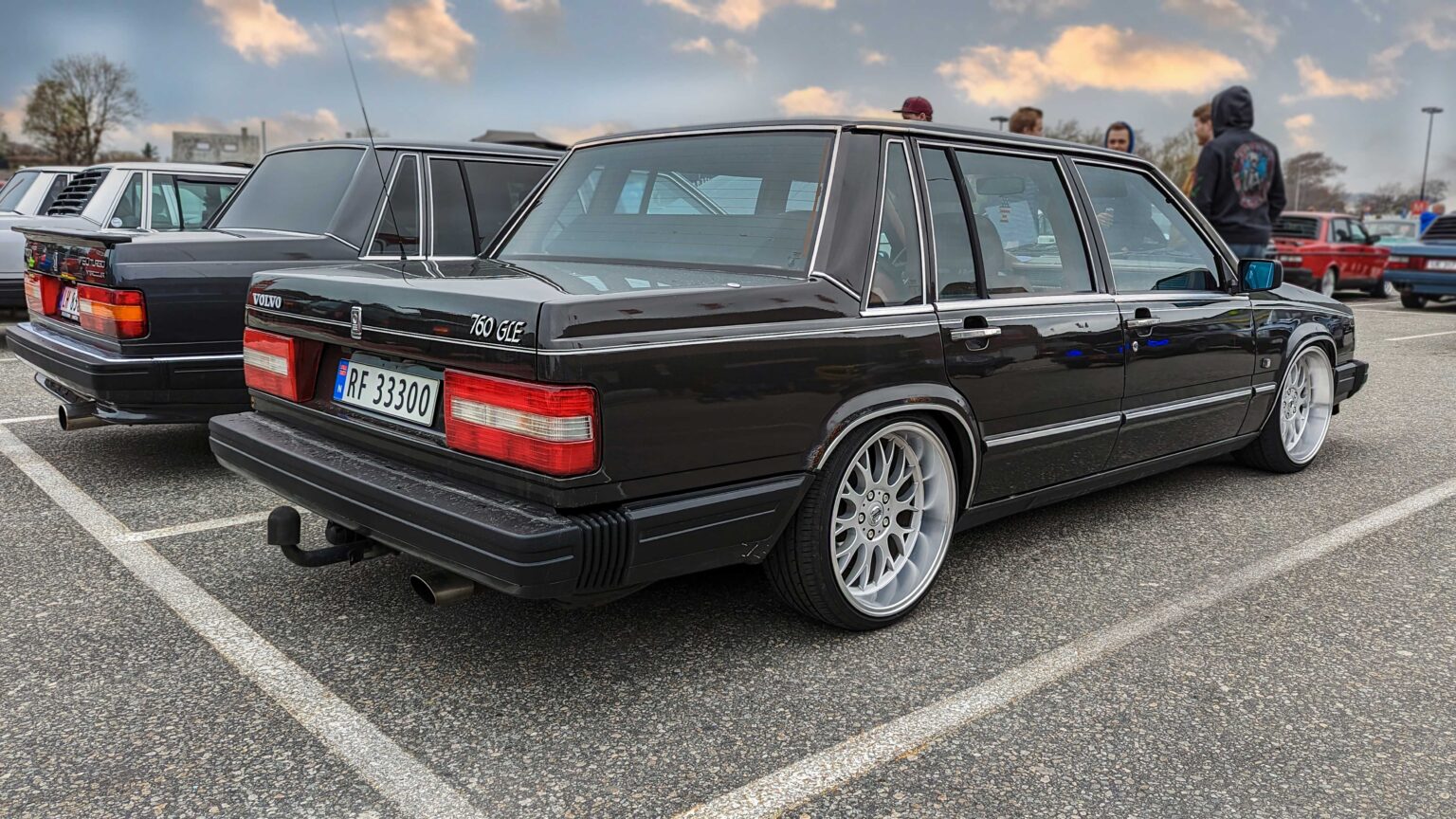 Volvo-760-GLE-stanced