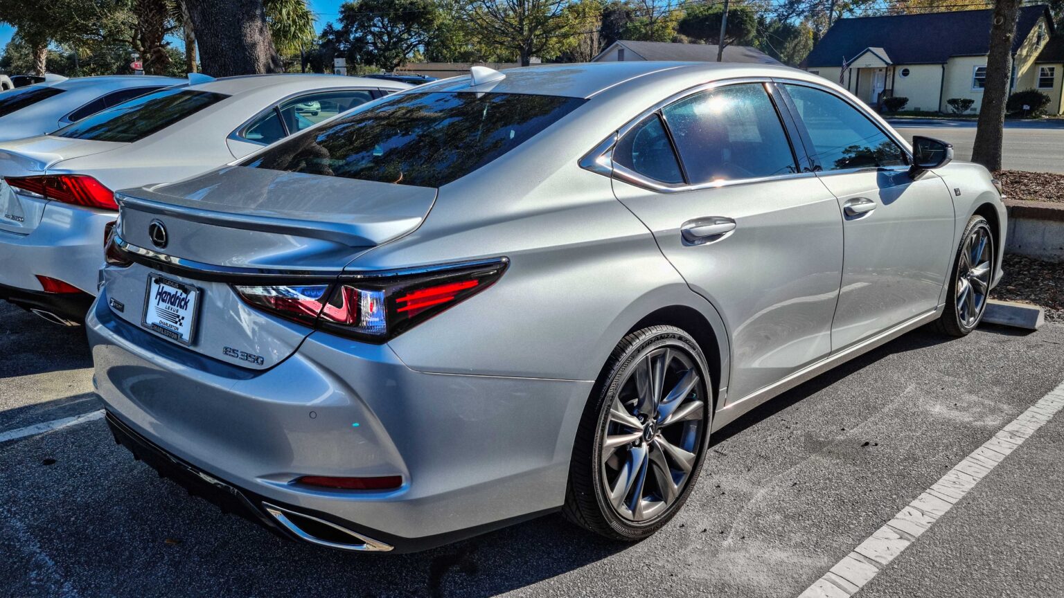 Lexus-ES-350-F-Sport