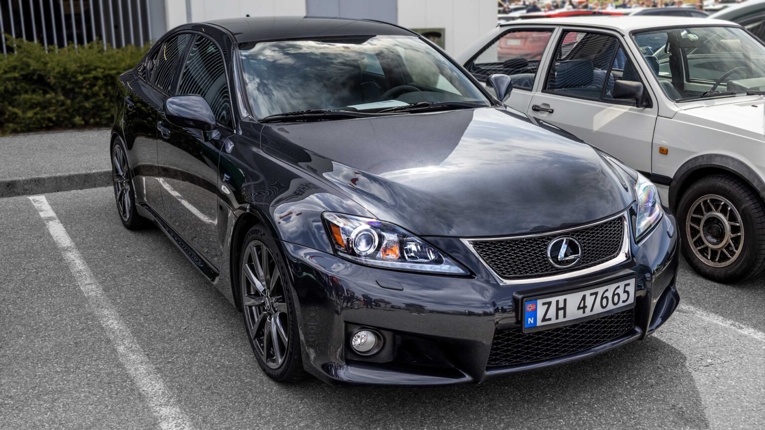 Lexus-IS-F-front
