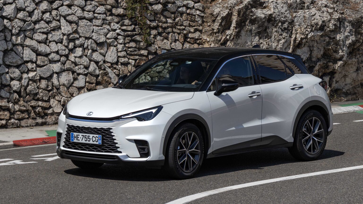 Lexus-LBX-2025