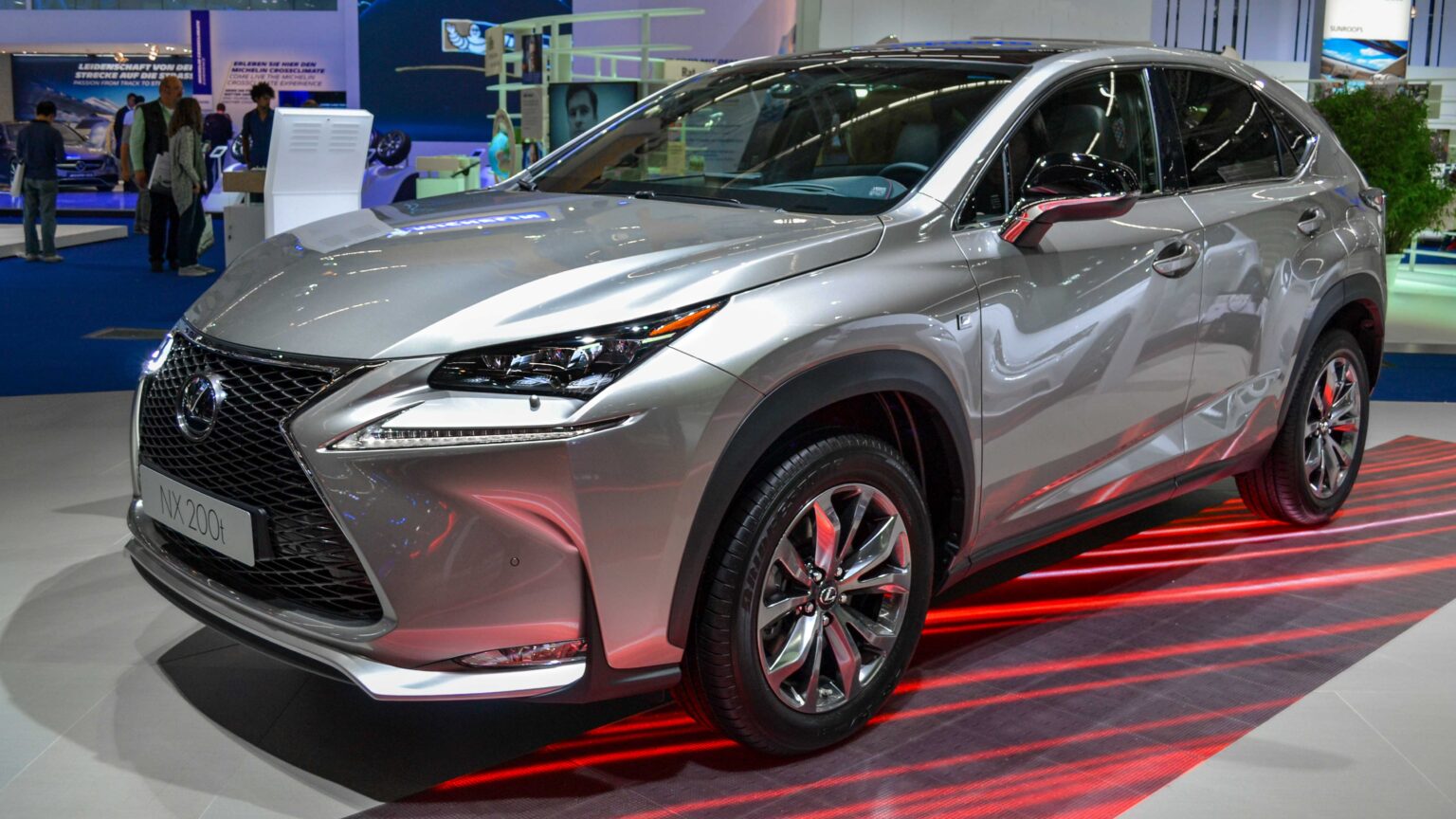 Lexus-NX-200-t