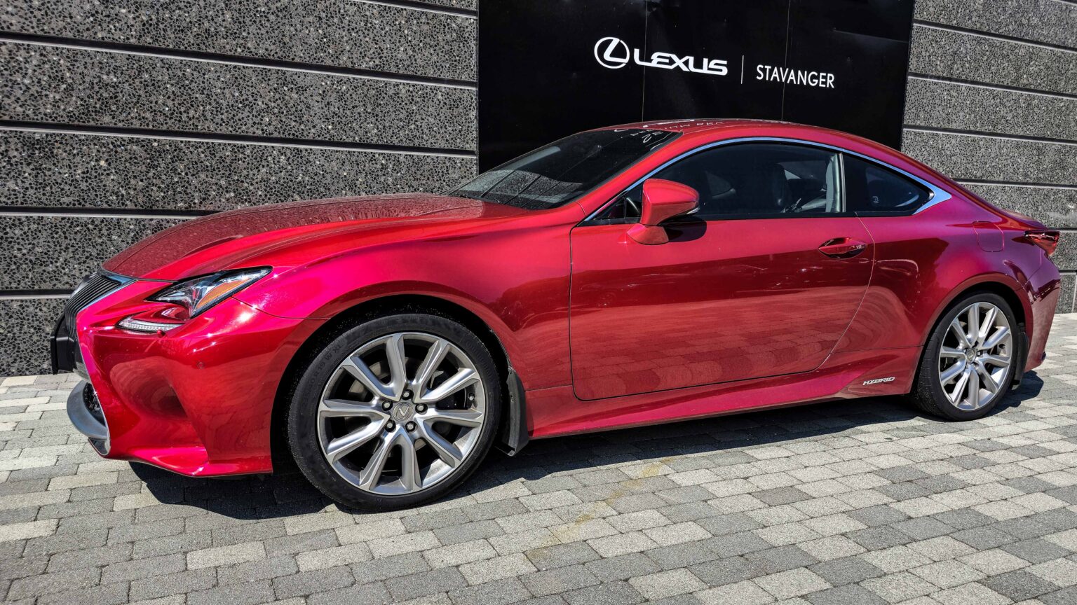 Lexus-RC-300h-red