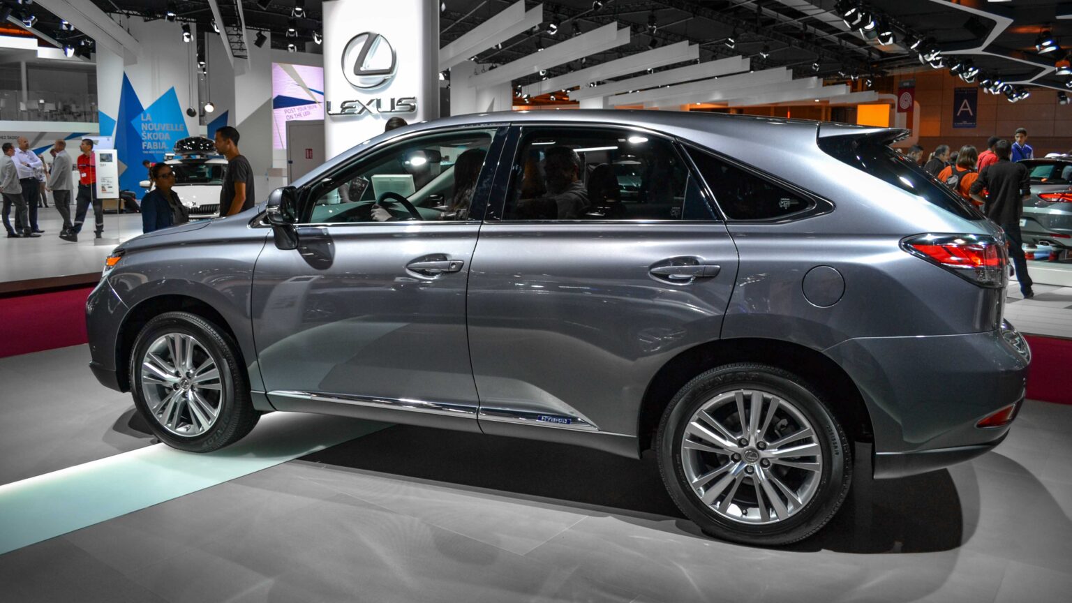 Lexus-RX-450h-Hybrid-V6
