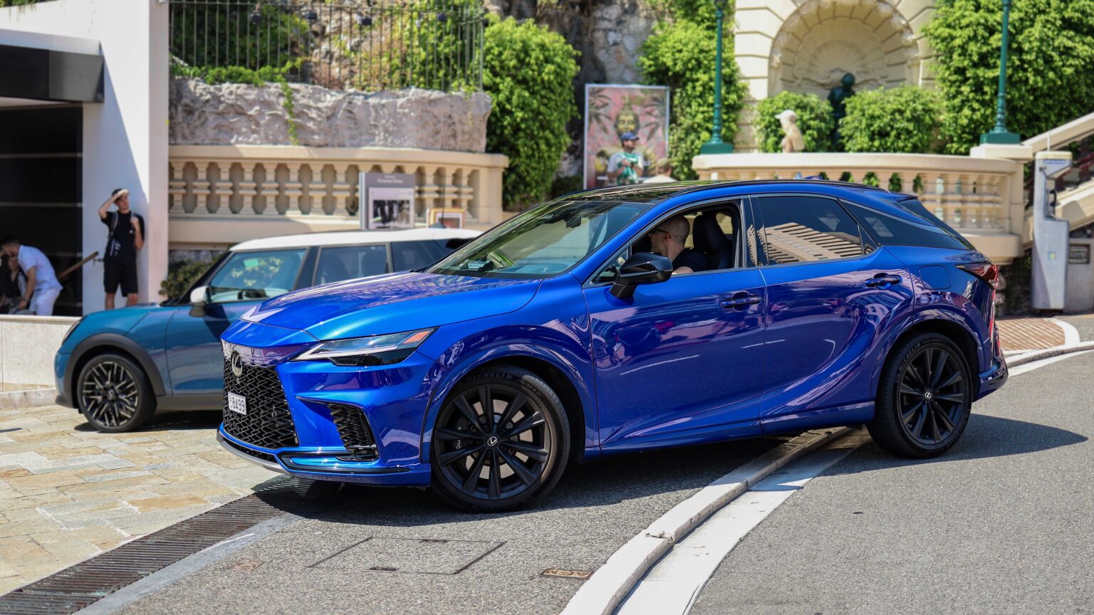 Lexus-RX-500h-F-Sport-2023