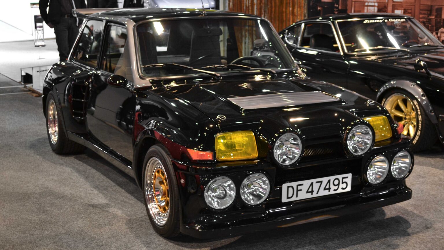 Renault-5-Turbo-black