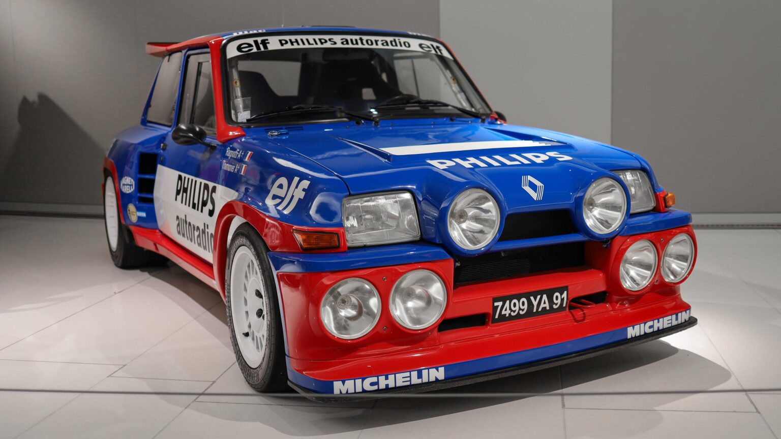 Renault-5-Turbo-front