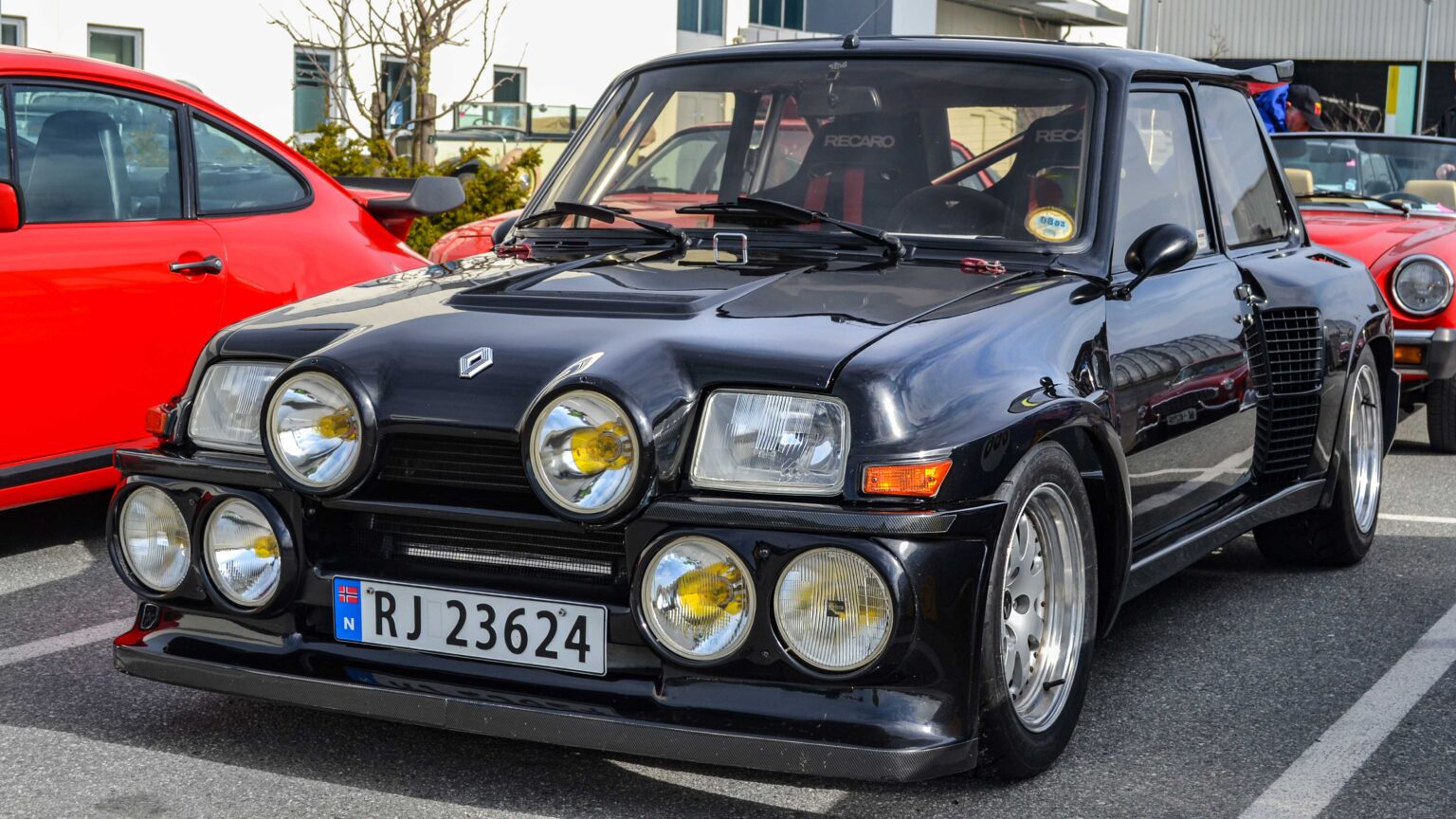 Renault-5 Turbo-front