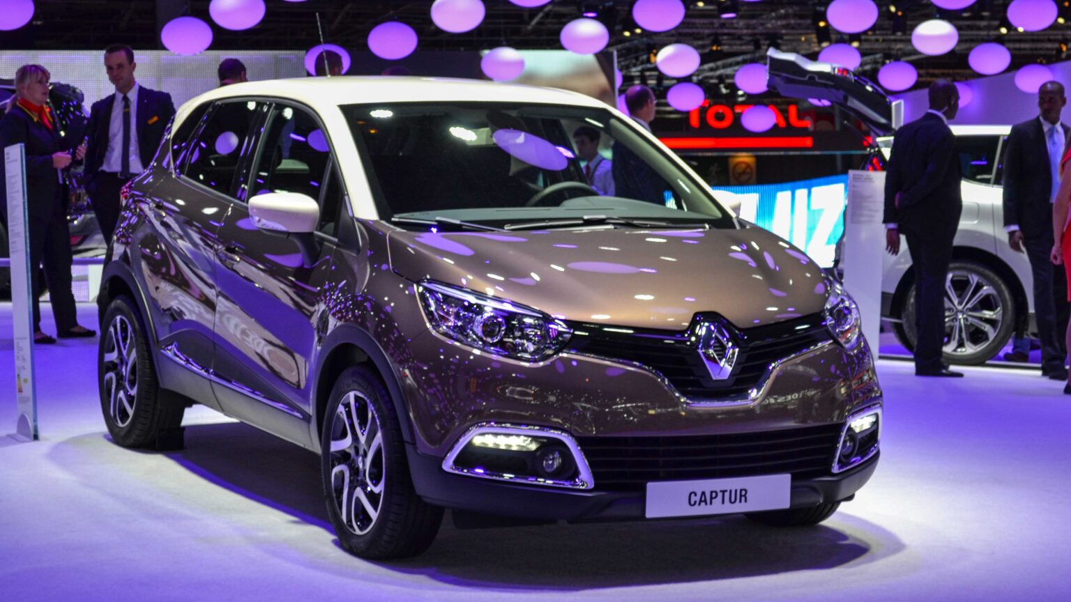 Renault-Captur-at-IAA-2014