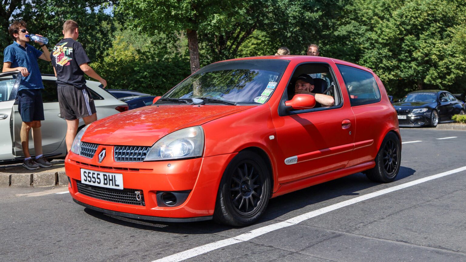 Renault-Clio-Sport-2,0-16