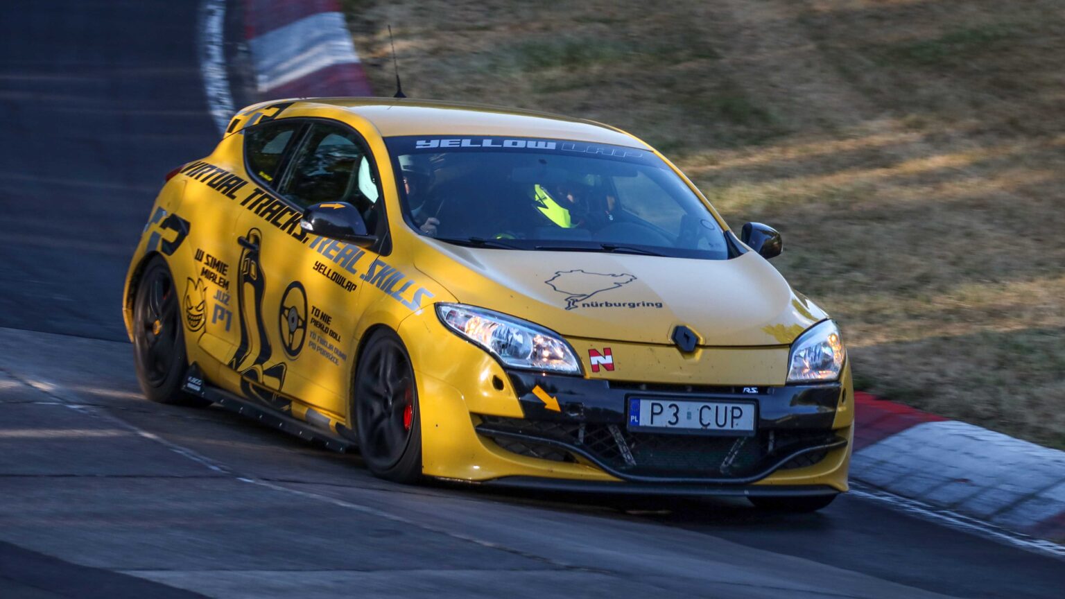 Renault-Megane-Coupe-RS-Yellow
