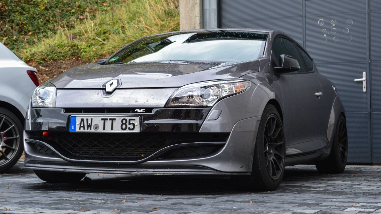 Renault-Megane-Coupe-RS-front