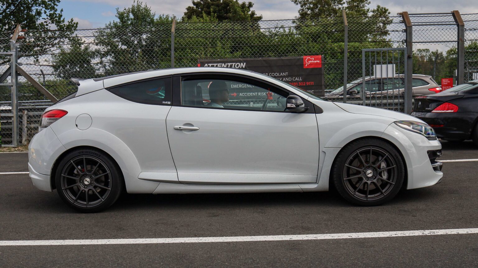Renault-Megane-Coupe-white