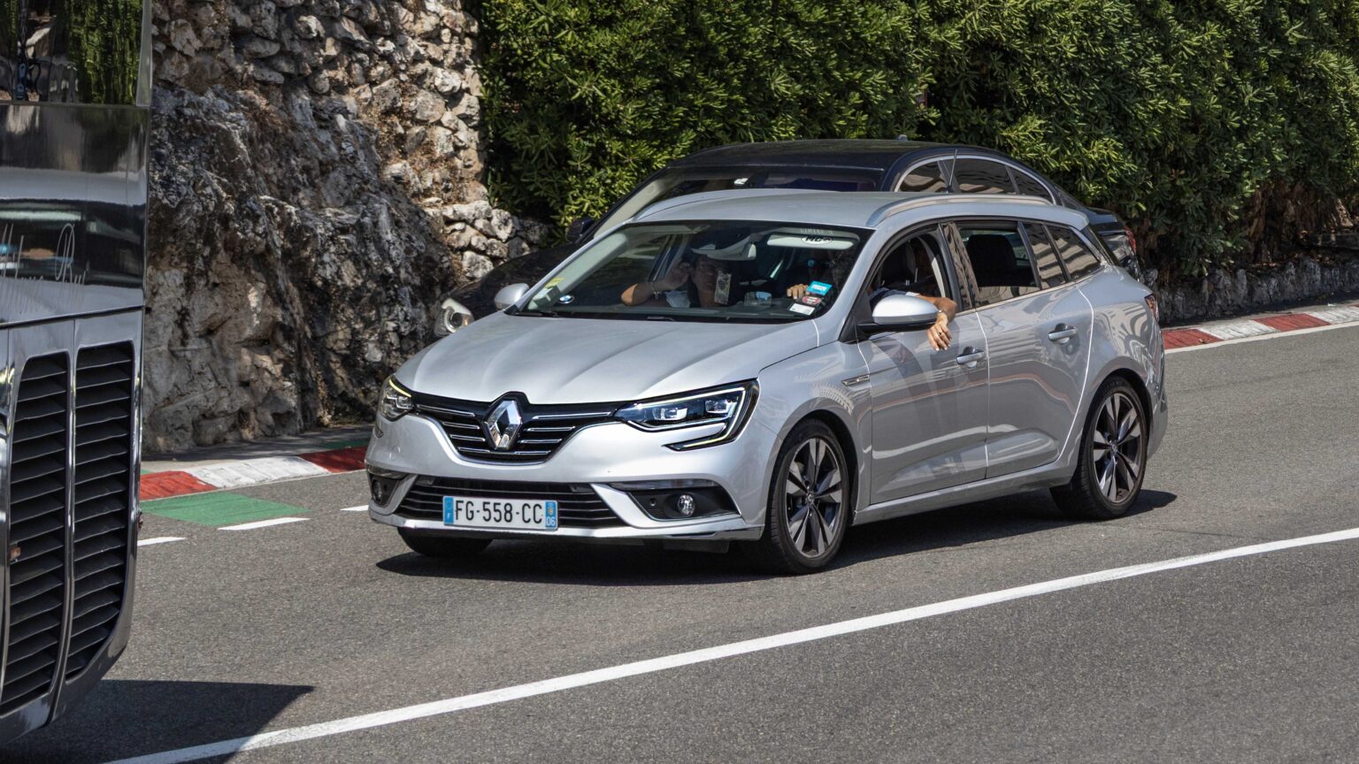 Renault-Megane-Estate-in-Monaco