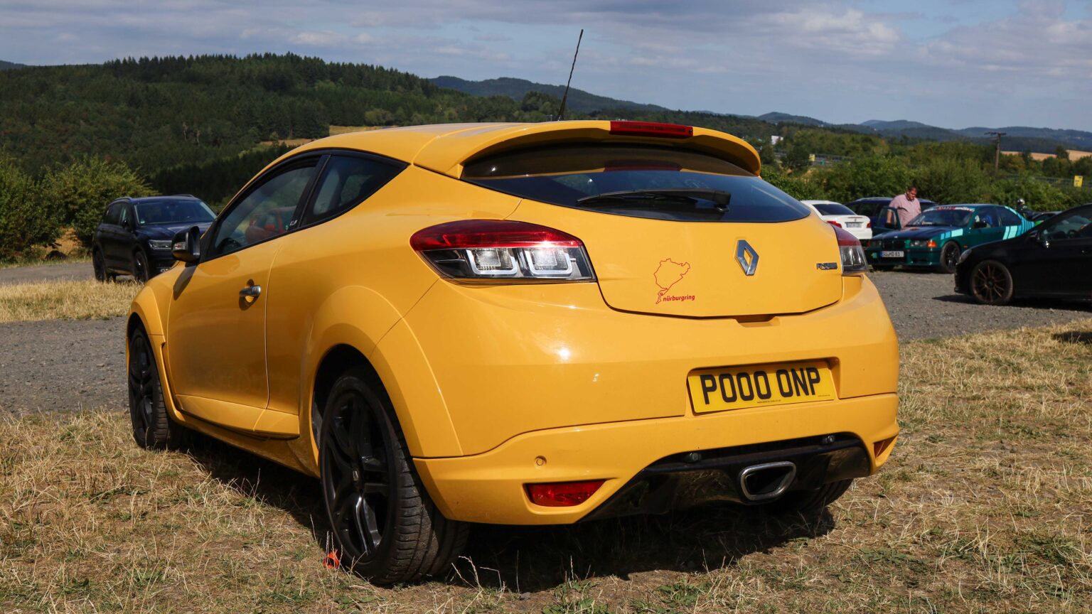 Renault-Megane-RS-at-Nurburgring-parking