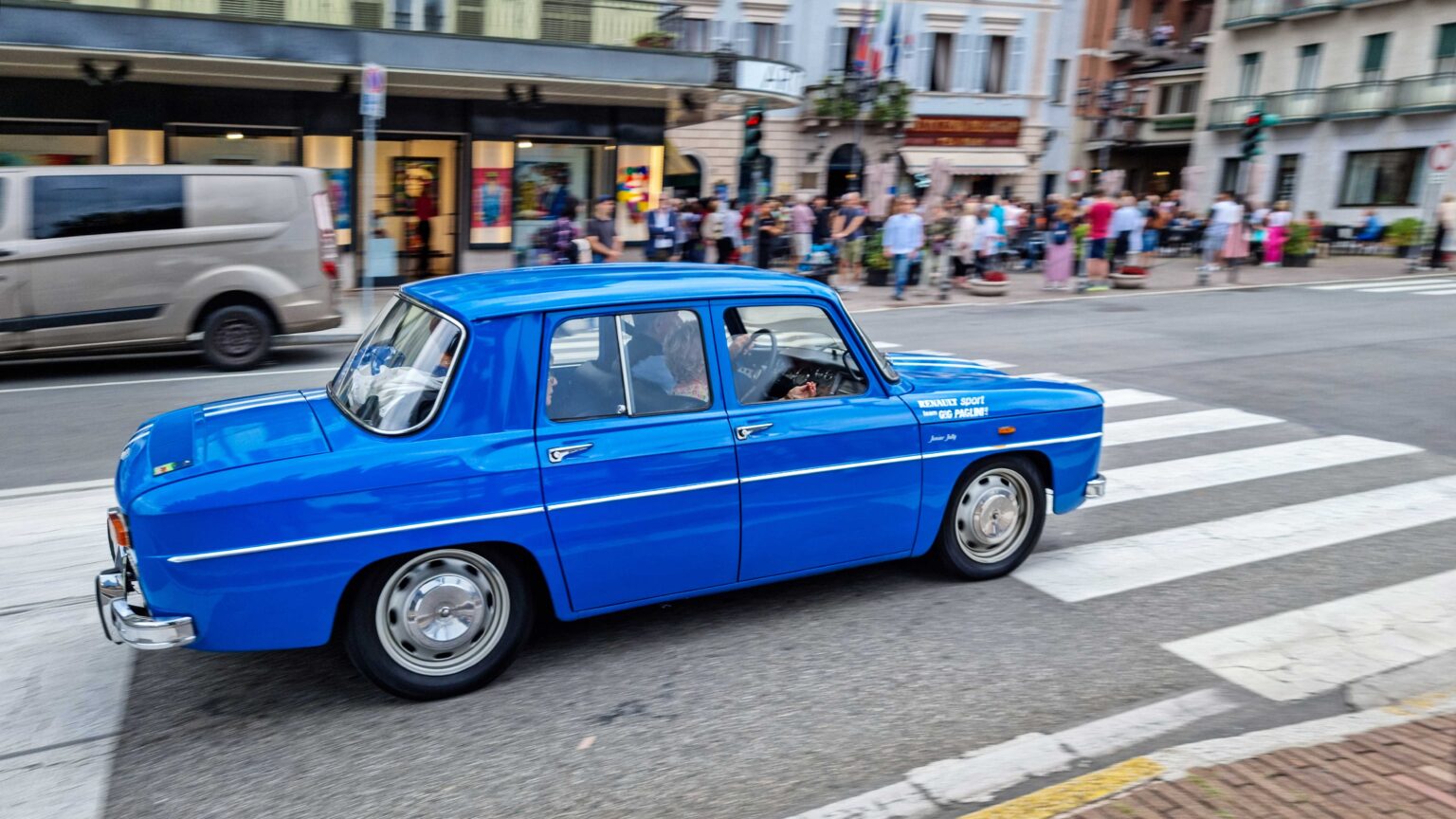 Renault-R8-Gordini-at-Stresa-Italy