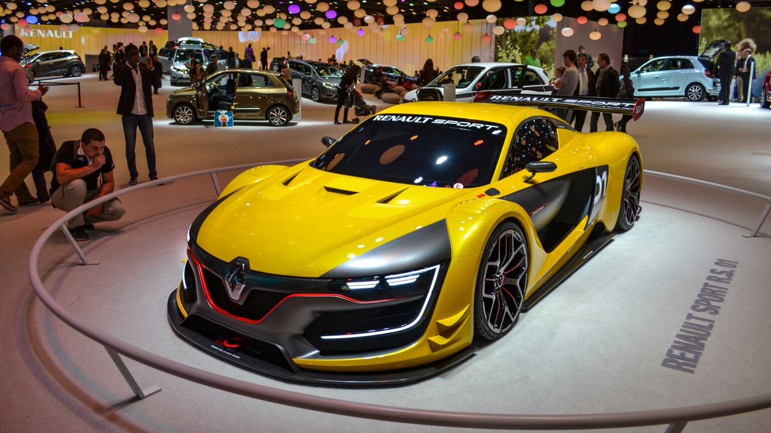 Renault-Sport-RS-01-at-IAA-Paris-2014