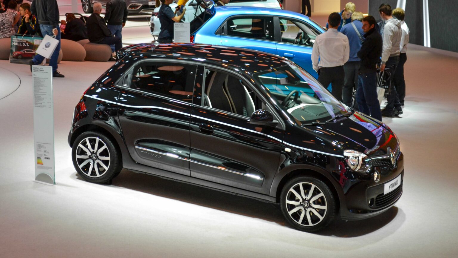 Renault-Twingo-black